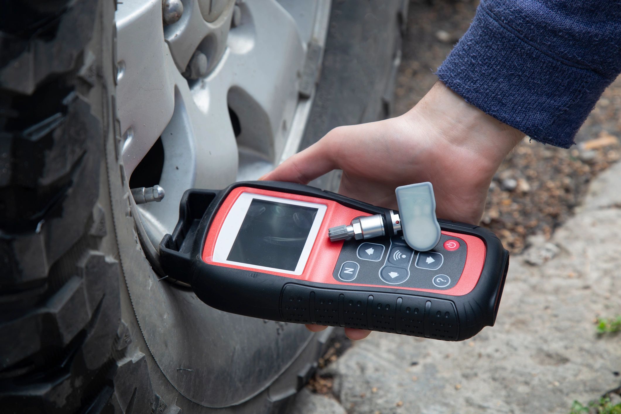 Tire pressure monitoring sensor tool and tire components